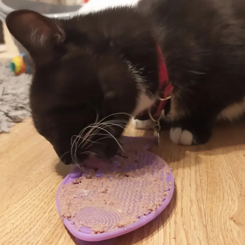 Gentle Silicone Lick Mat for Small Dogs and Cats Under 3kg