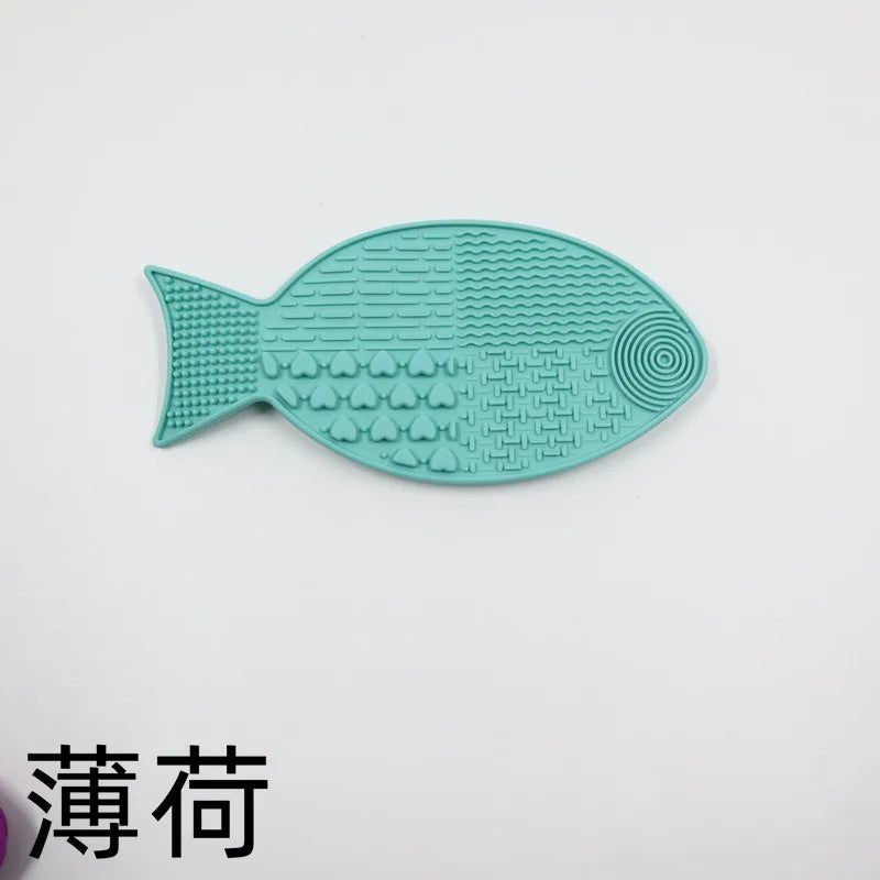 Gentle Silicone Lick Mat for Small Dogs and Cats Under 3kg